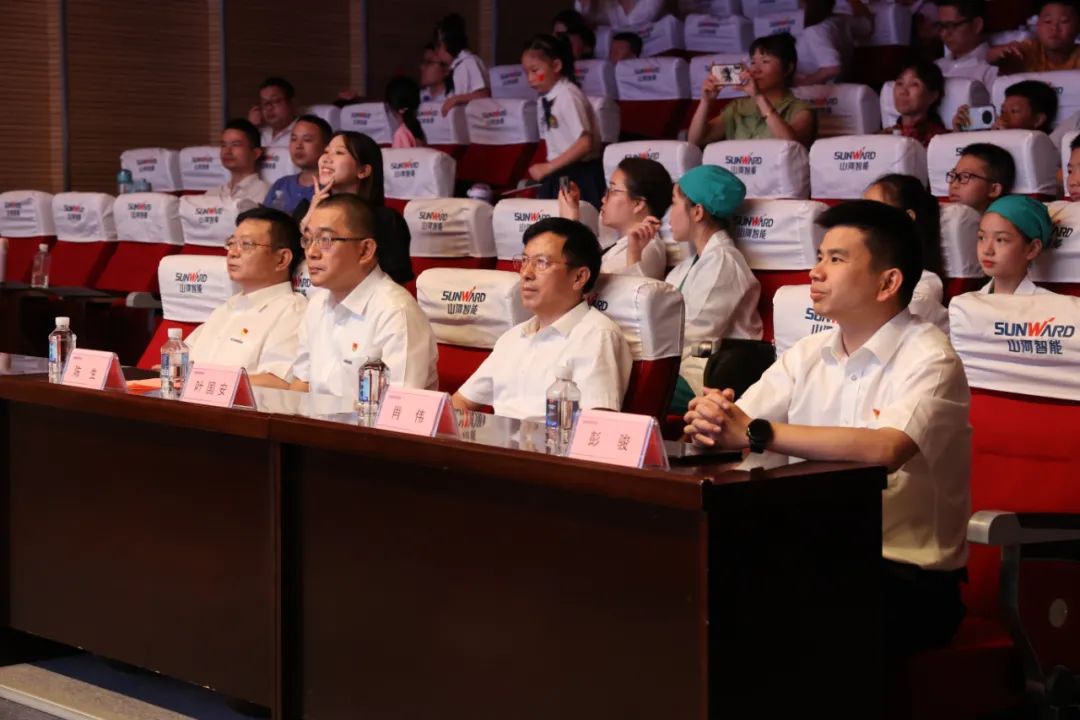 缤纷“暑”假，不负所“托”！TVT体育官网智能职工子女暑期托管班结业啦