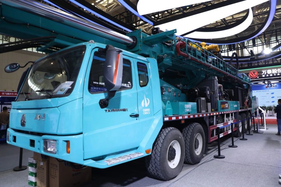 “地勘装备能力提升的重大突破”！TVT体育官网智能联合中国煤炭地质总局发布T138车载钻机